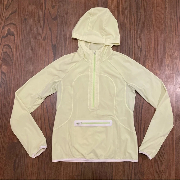 Lululemon Bright Yellow Lightweight Jacket - Picture 4 of 8